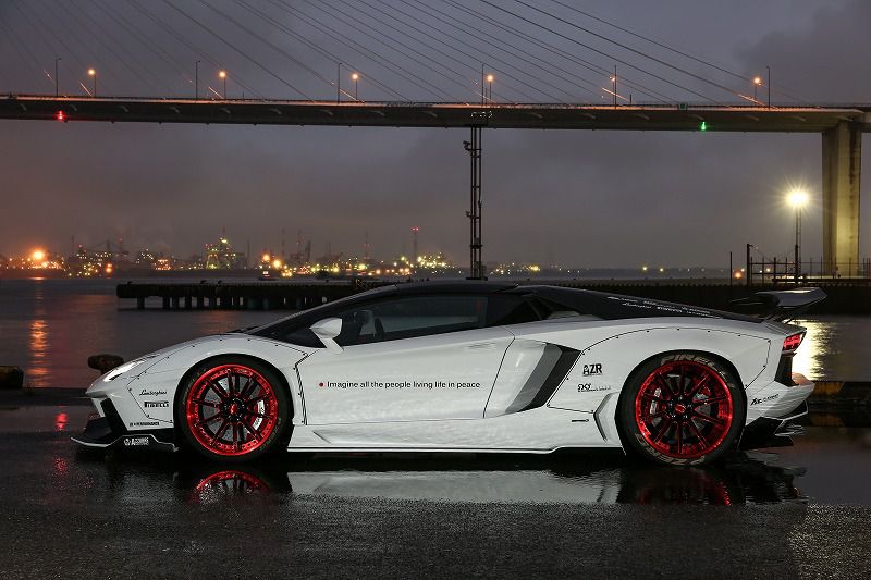 Lamborghini Aventador