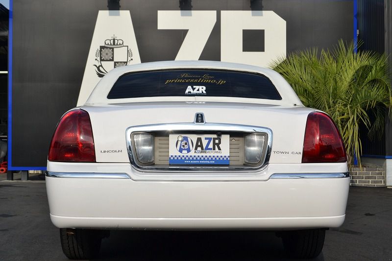 Lincoln Town Car Limousine